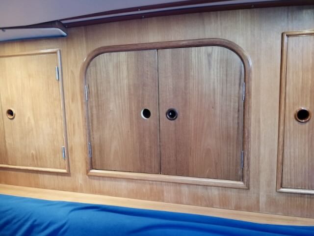 Teakholz-Türen nachgerüstet