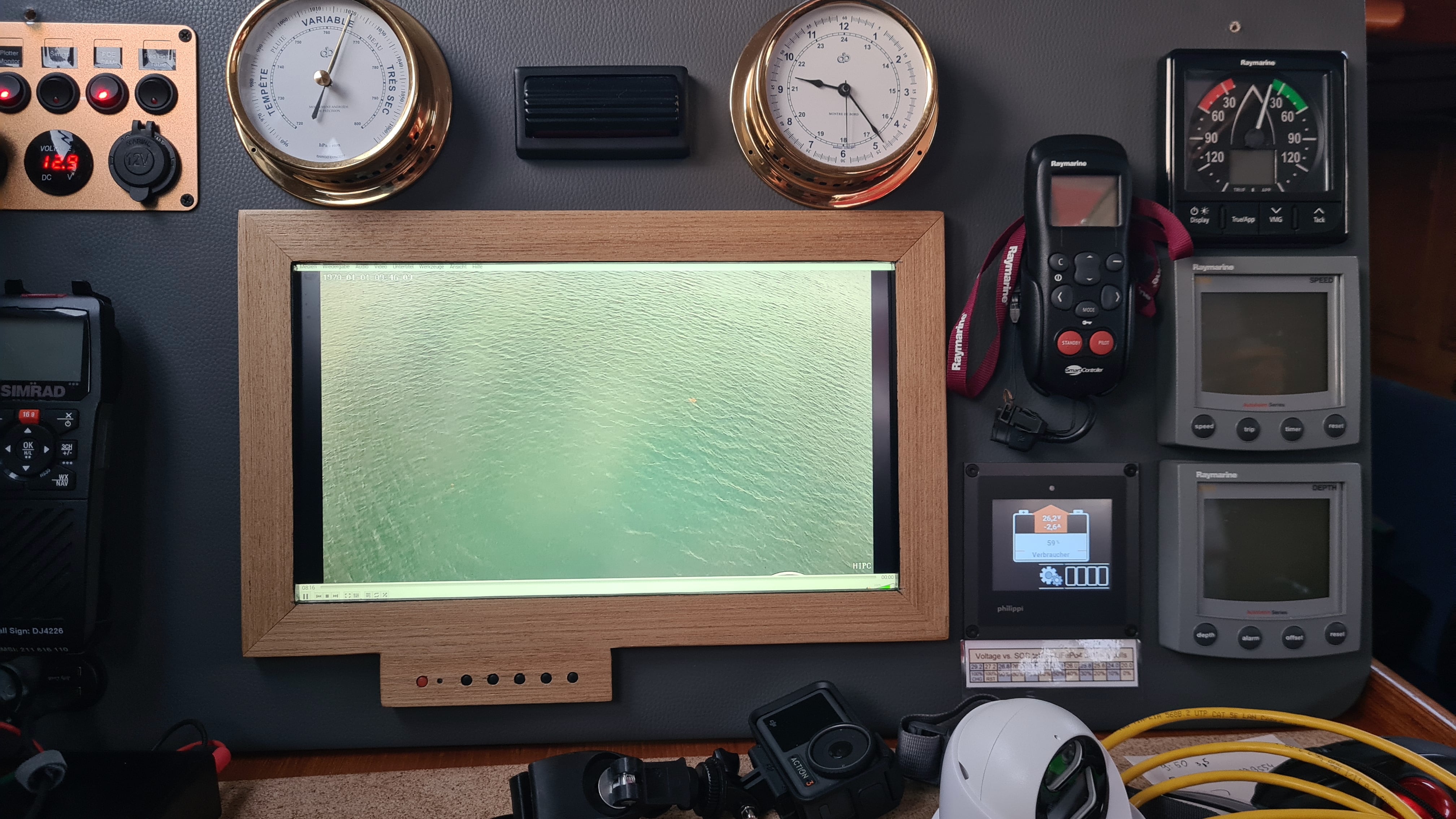 Endlich in Betrieb - Die neue Mastkamera liefert Bilder auf den Eigenbauplotter