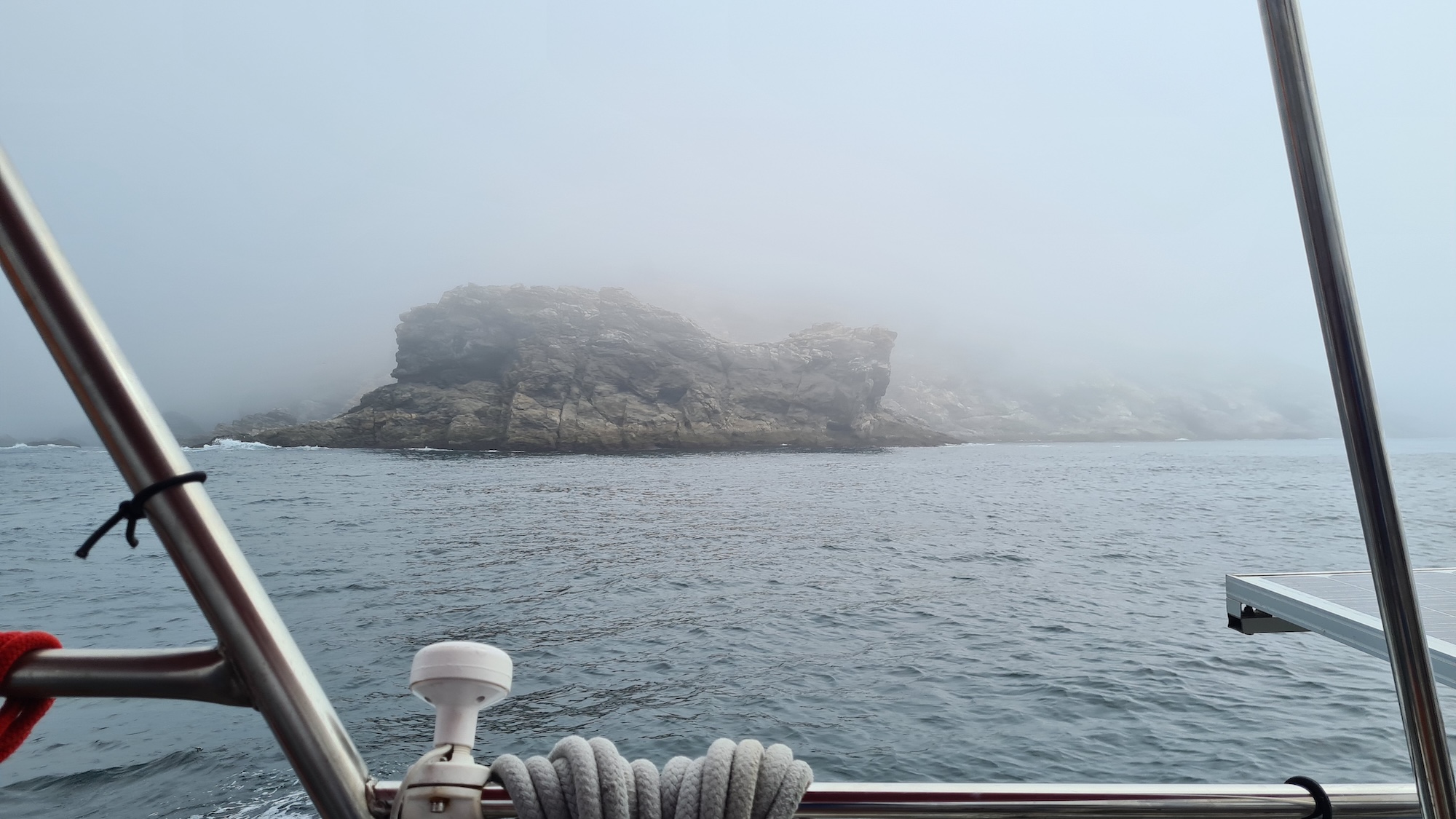 Noch ein Kap gespenstisch im Nebel