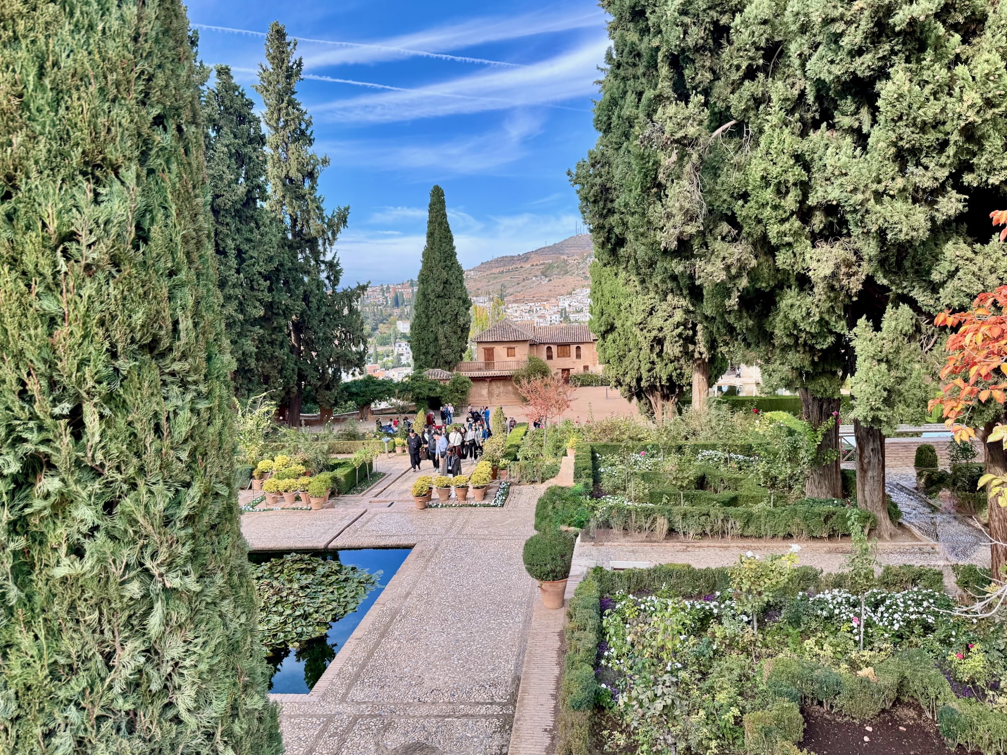 Alhambra - gegliederte Gartenanlage