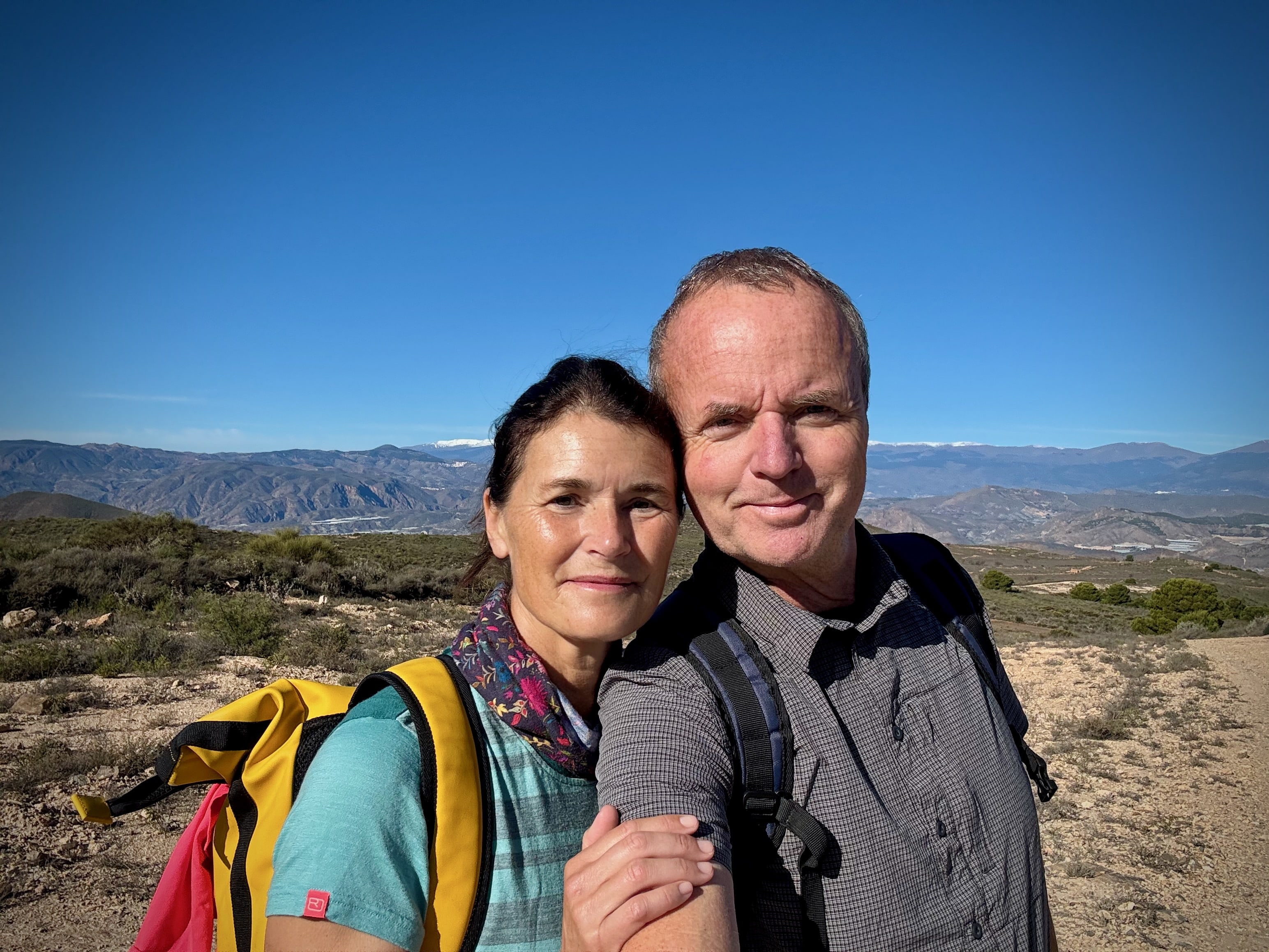 Glückliche Wanderer