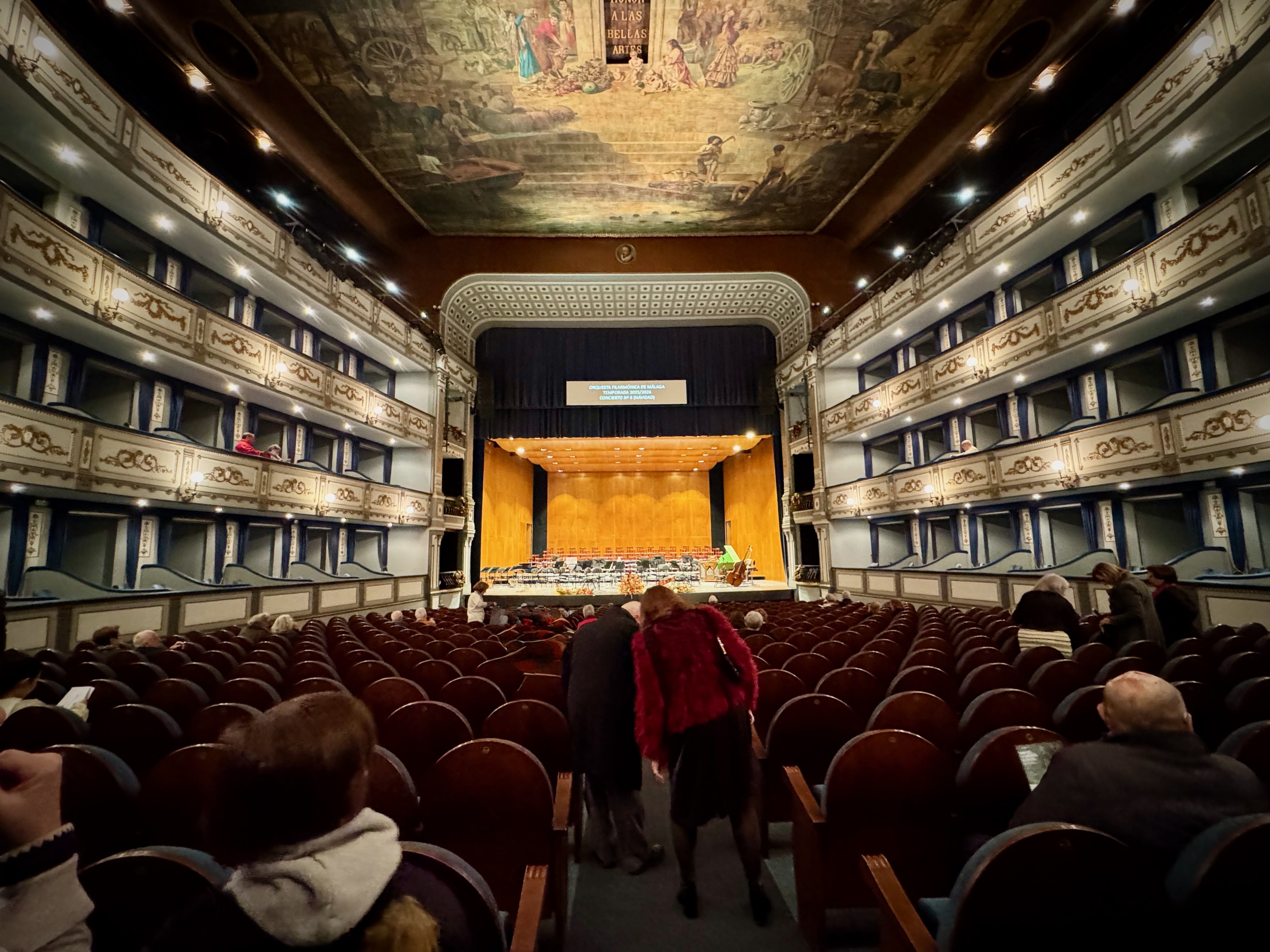Teatro Cervantes hinein