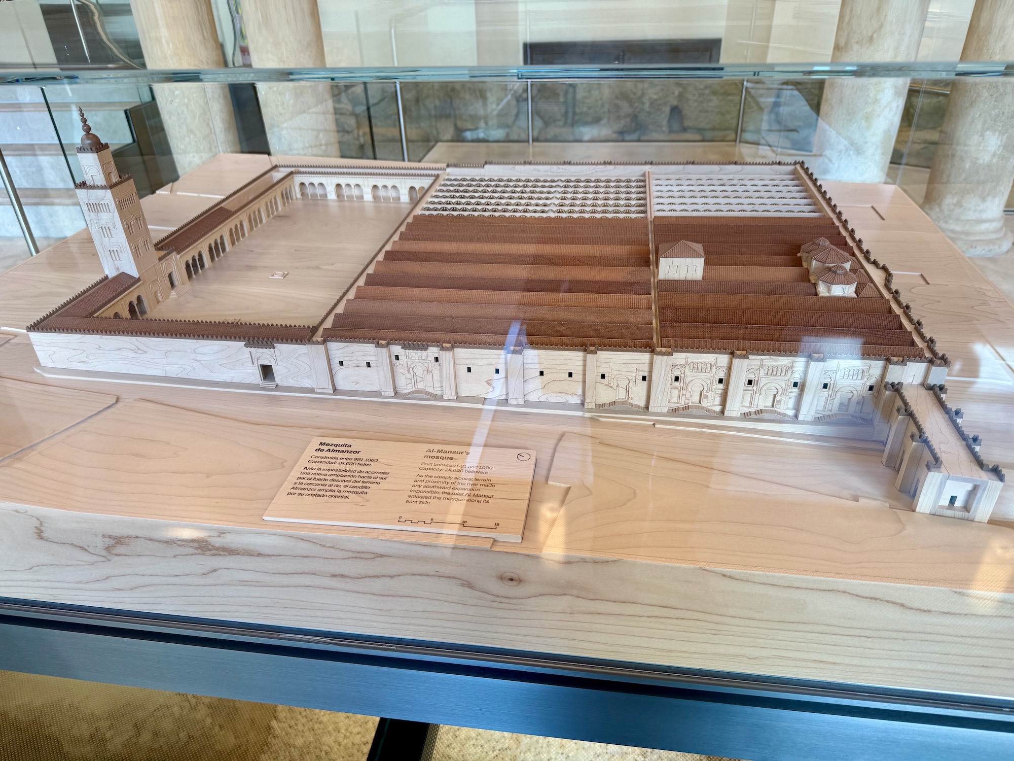 Modell der Moschee ab 991