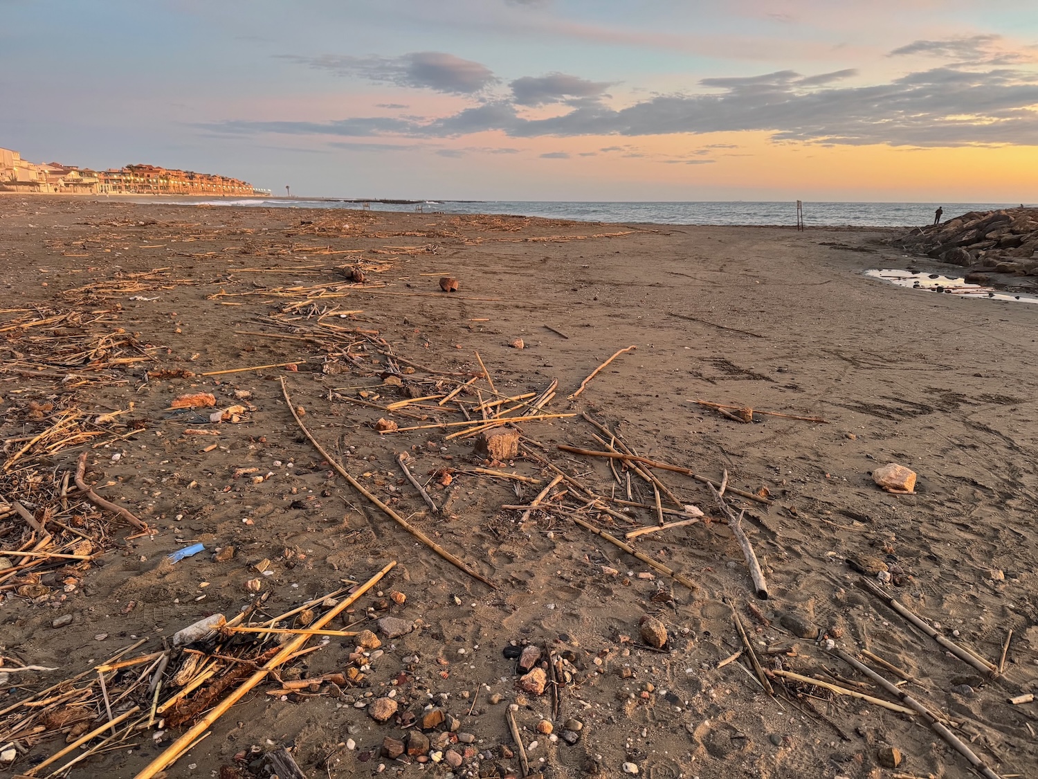 Nach dem Sturm am Strand