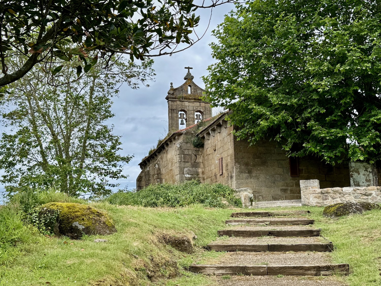 Alte Kirche Ares Chanteiro