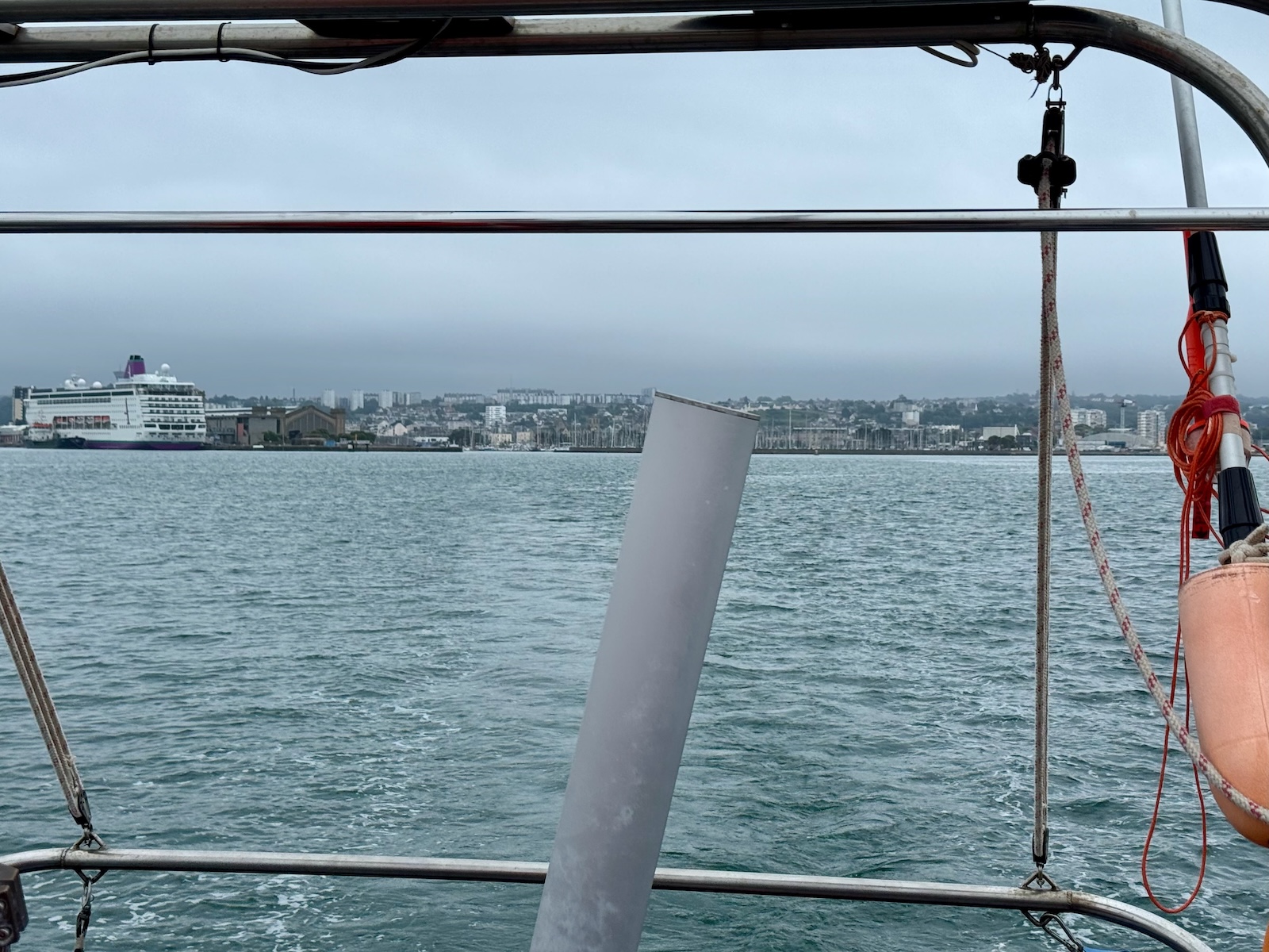 Abschiedsblick auf Cherbourg