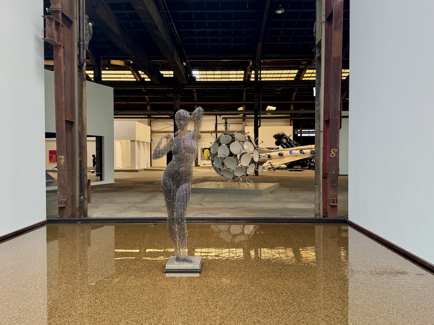 Julian Voss Andreae Disappearing Sculpture