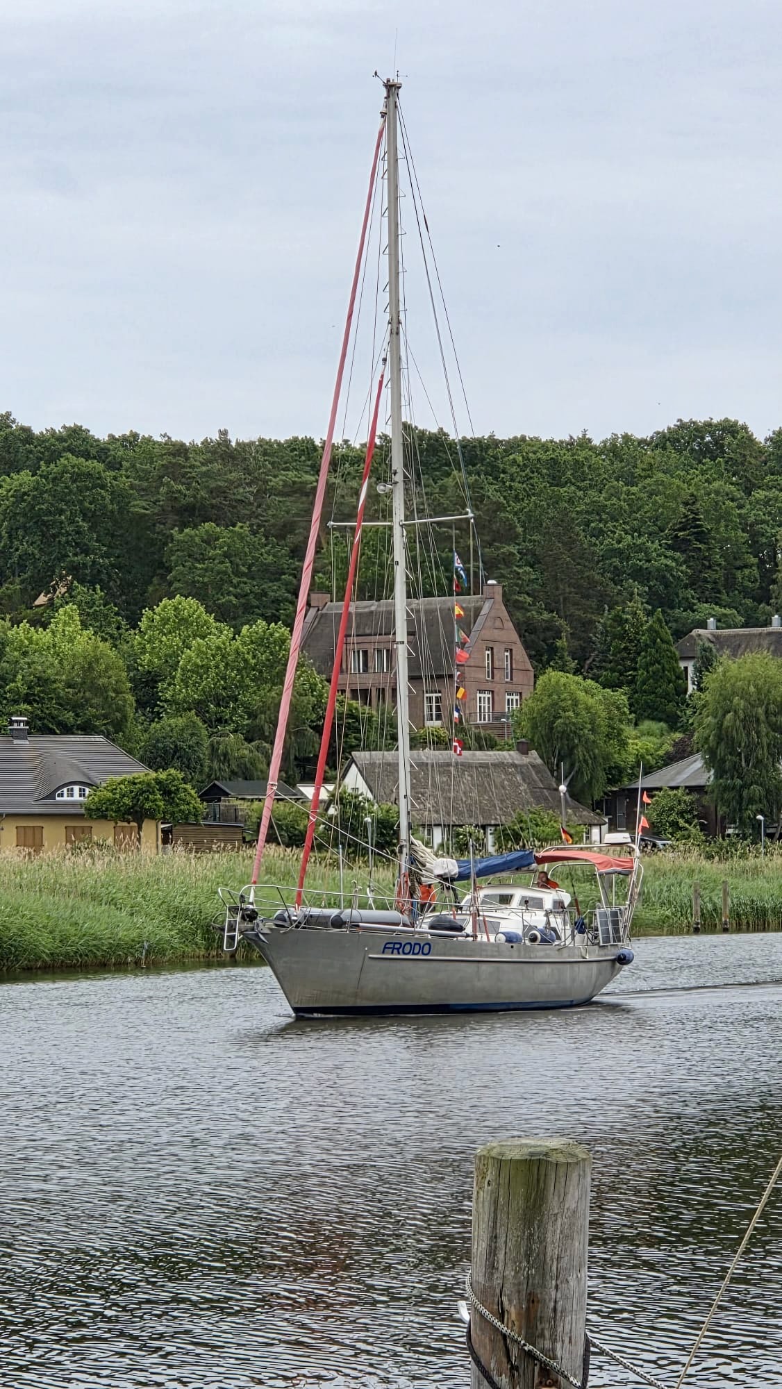 Einfahrt in die Marina